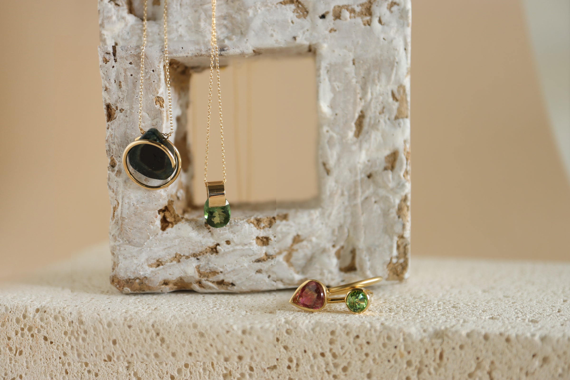 Bicolor tourmaline fair