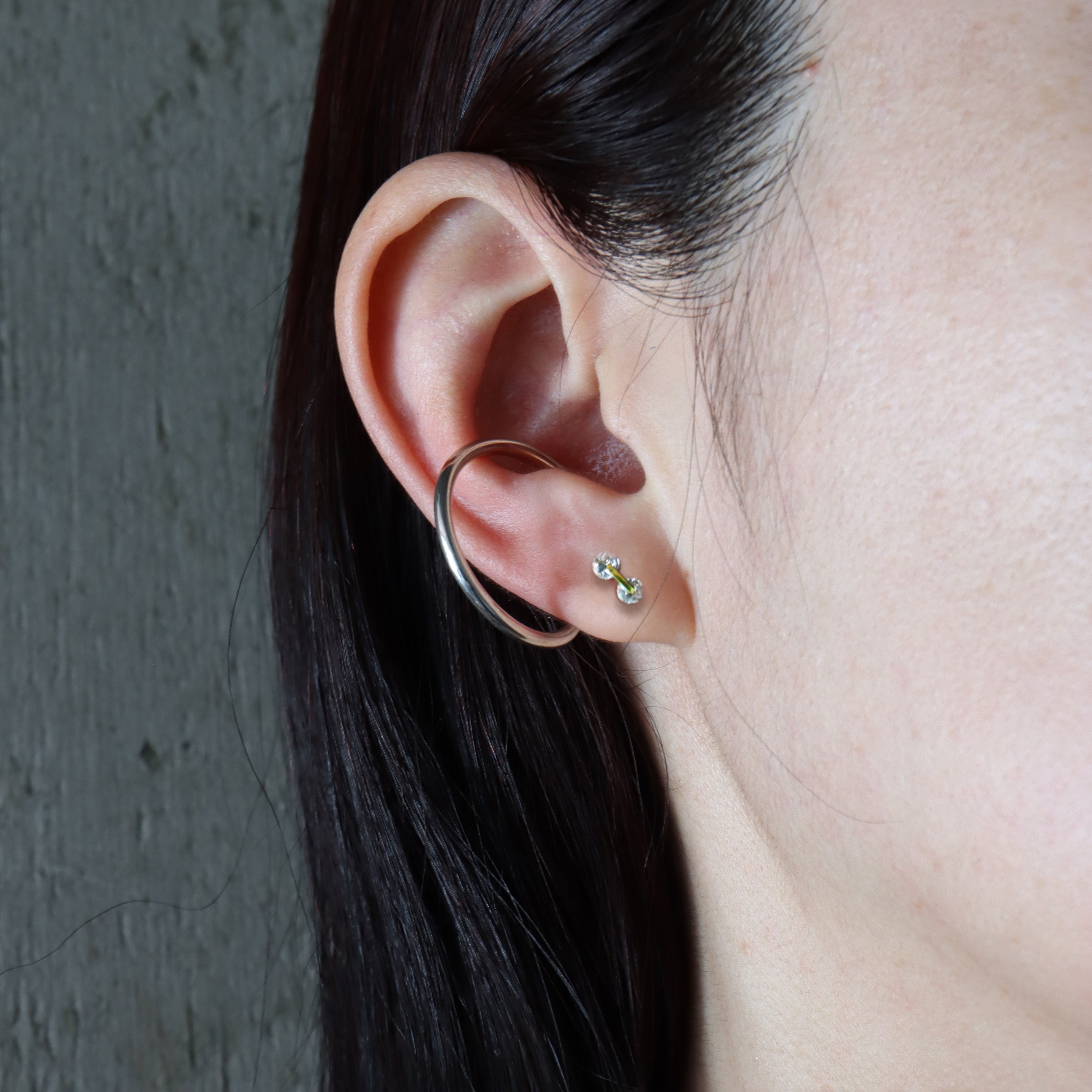 Clip / Ear cuff <br> Silver Circle