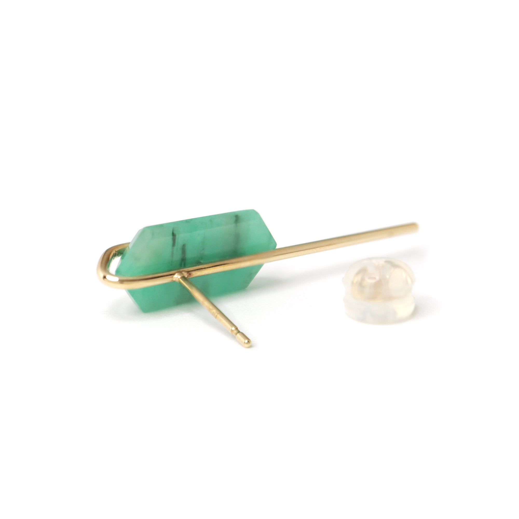 Line / Pierced Earring (single) <br> Emerald