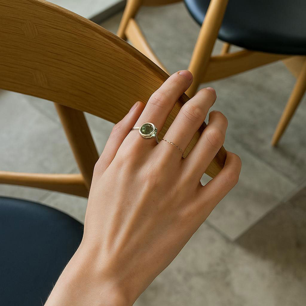 Circle / Ring <br> Peridot rutile quartz