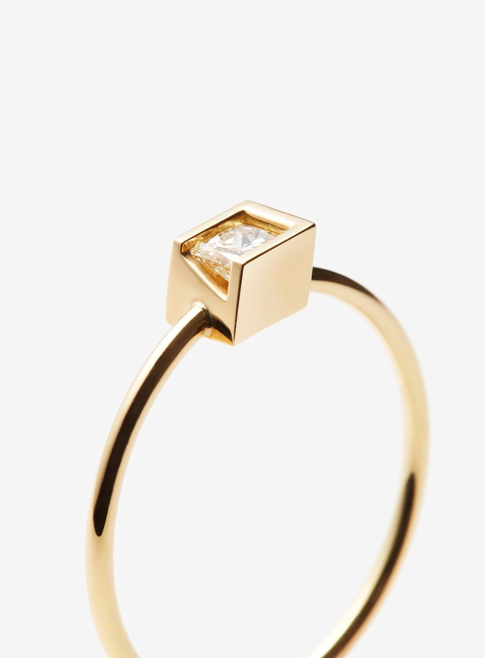 Iridescence Ring / Diamond