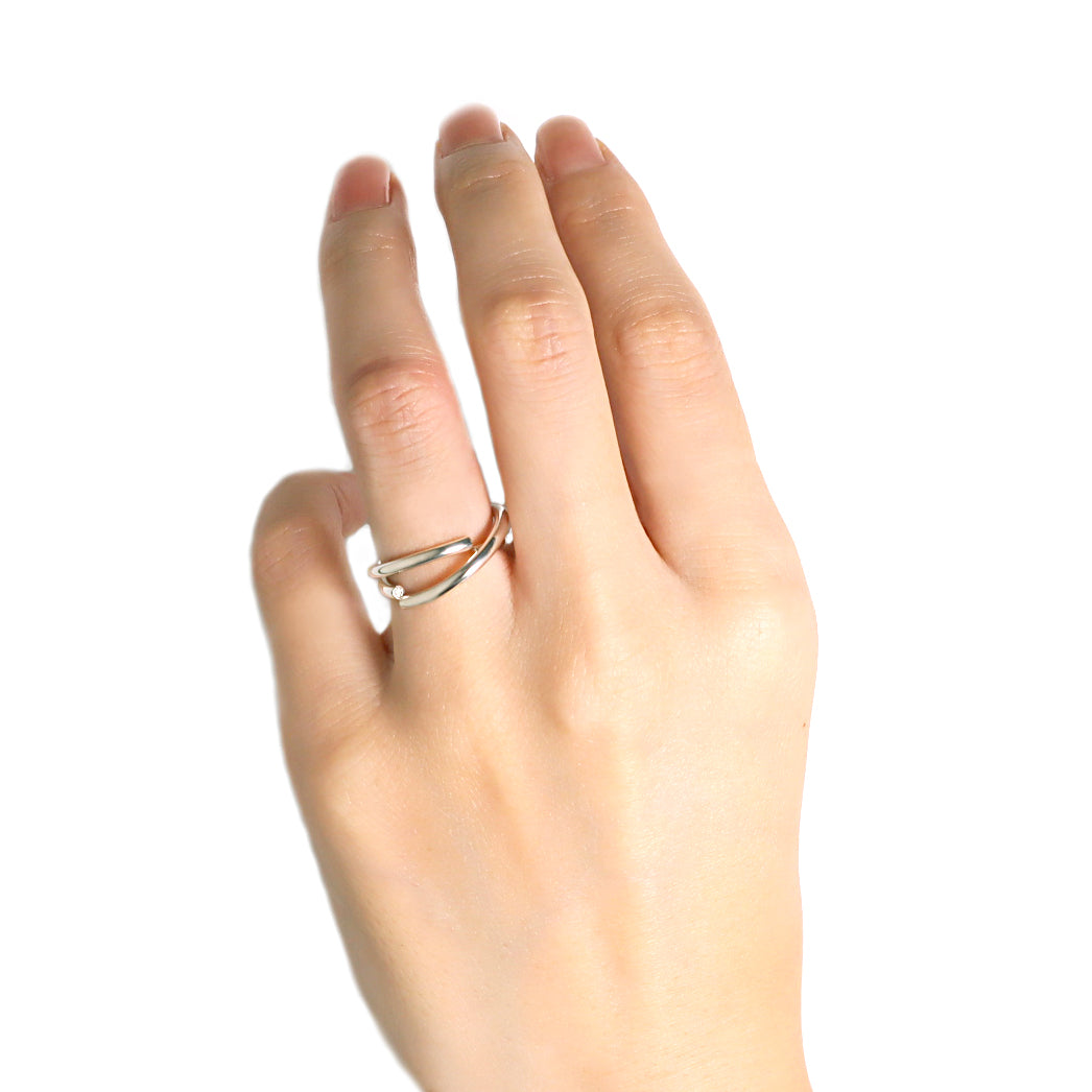 ∞ Ring round <br> Pt900 <br> glossy