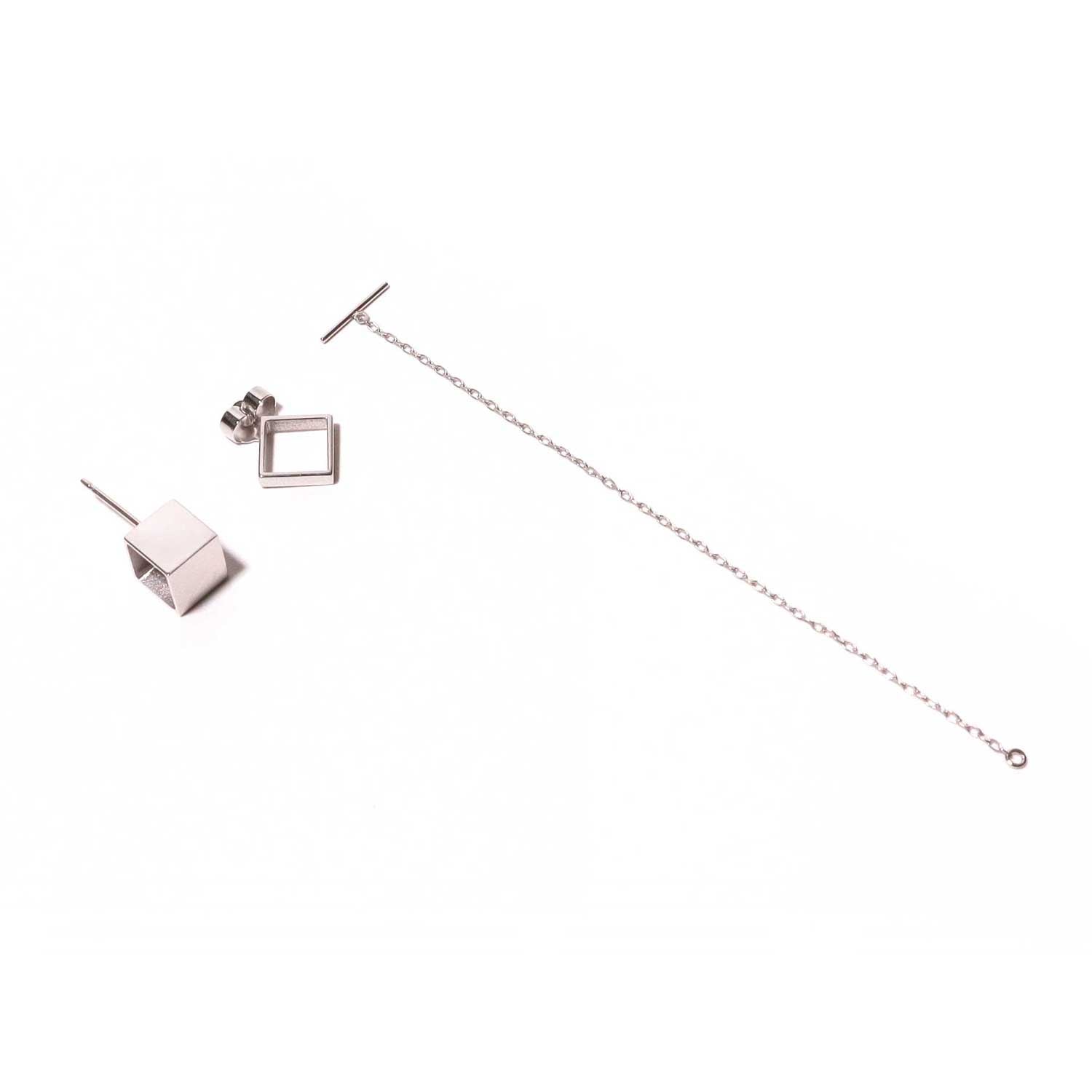 Cube chain / Pierced Earring