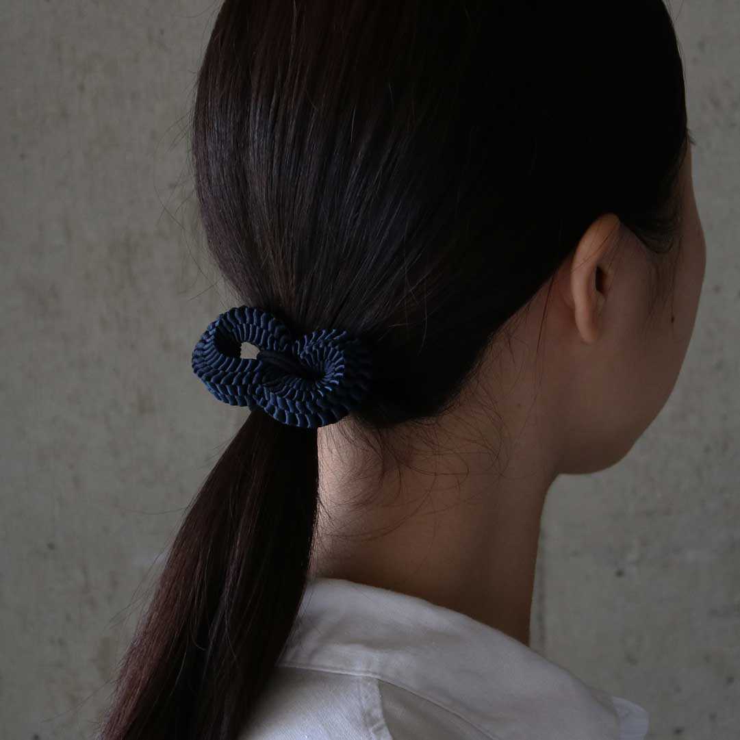 リボンを編んでお作りしたヘアゴム