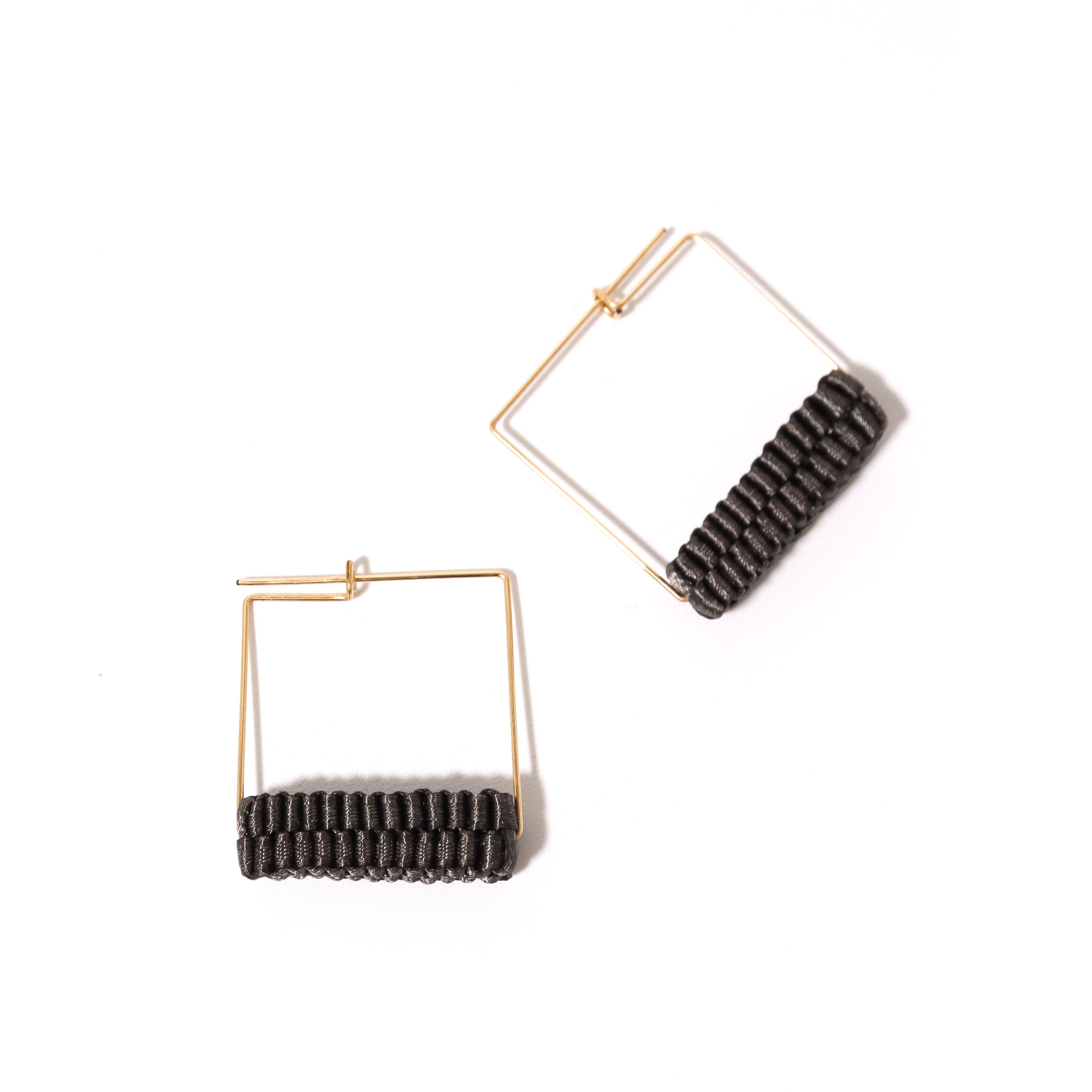 Geometry Square / <br> Pierced Earrings <br> Charcoal