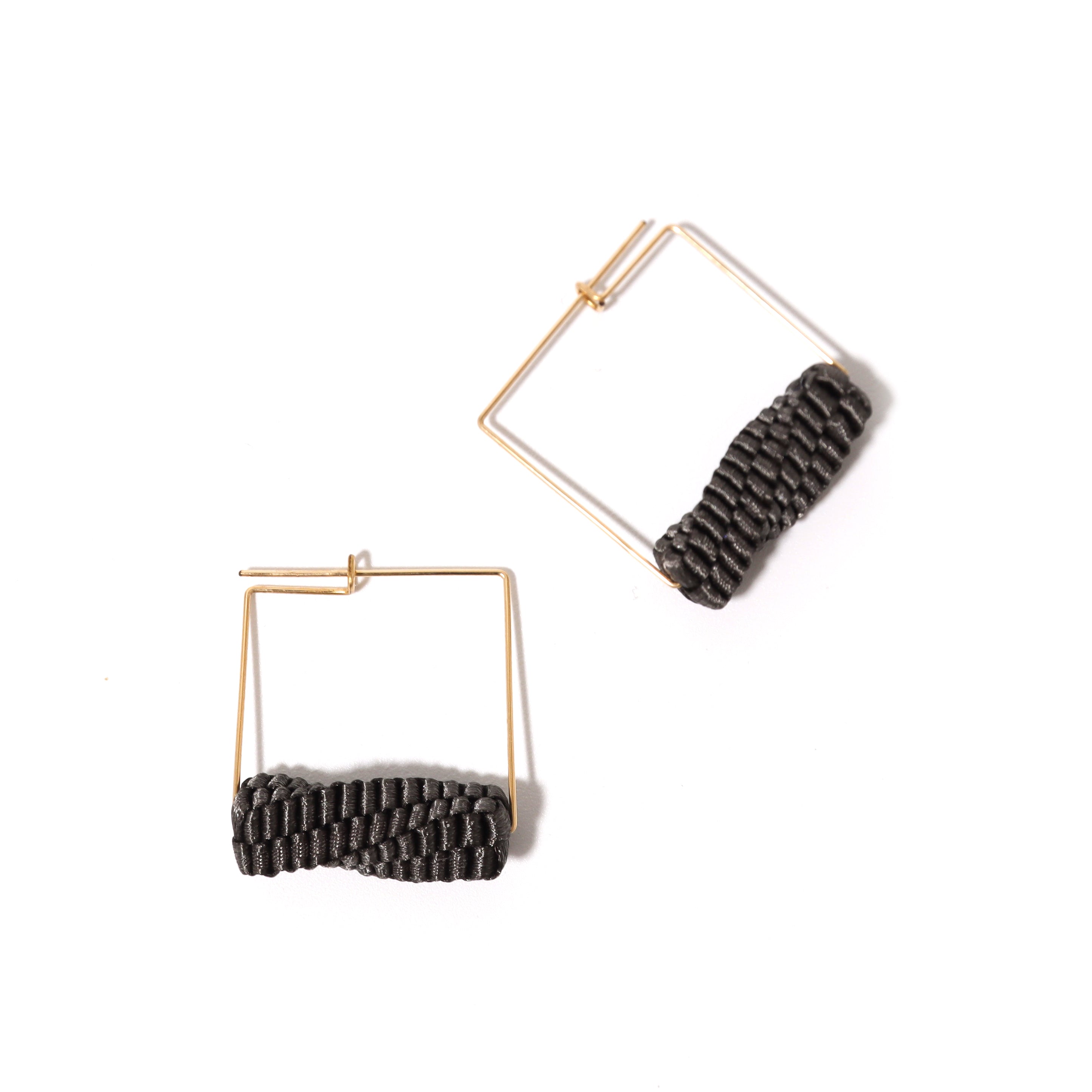Geometry Square / <br> Pierced Earrings <br> Charcoal