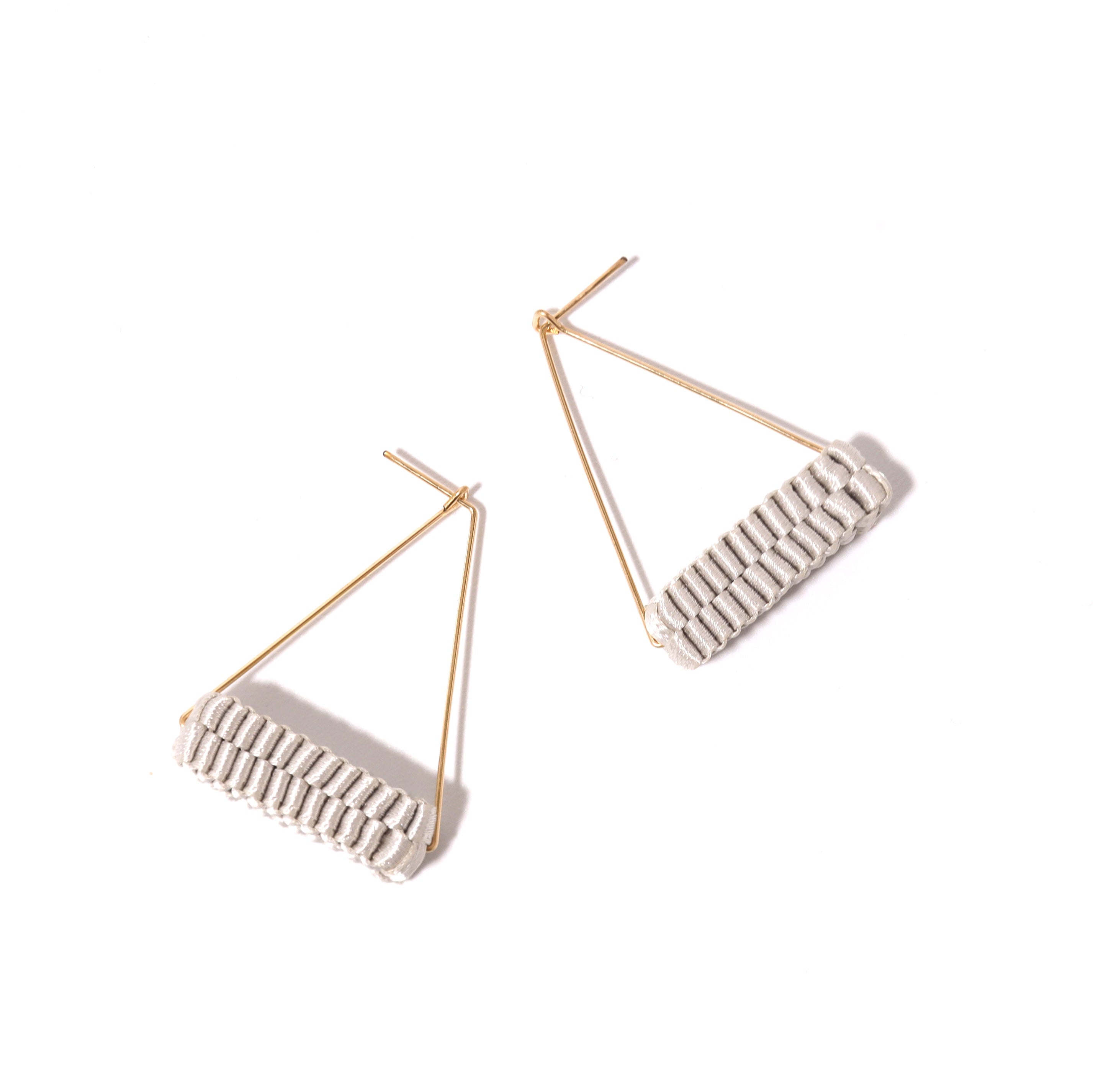 Geometry Triangle / <br> Pierced Earrings <br> Gray
