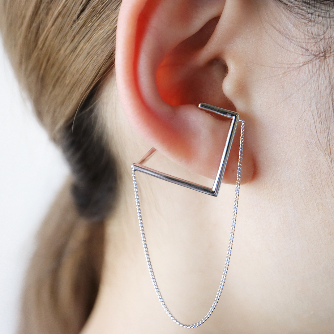 Fold / Ear cuff <br> Silver Half-Circle