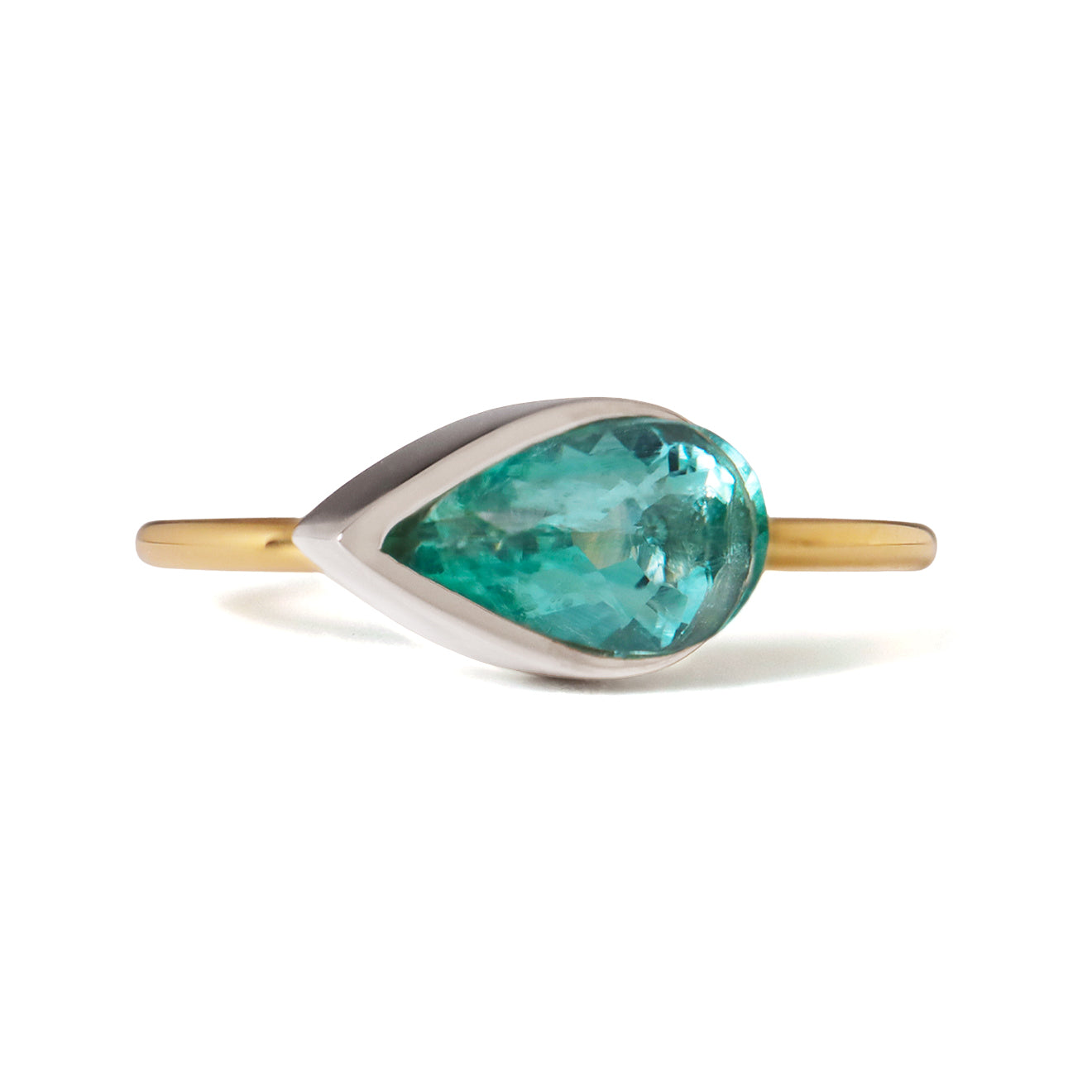 Protrude (K10/Pt) / Ring <br> Green beryl