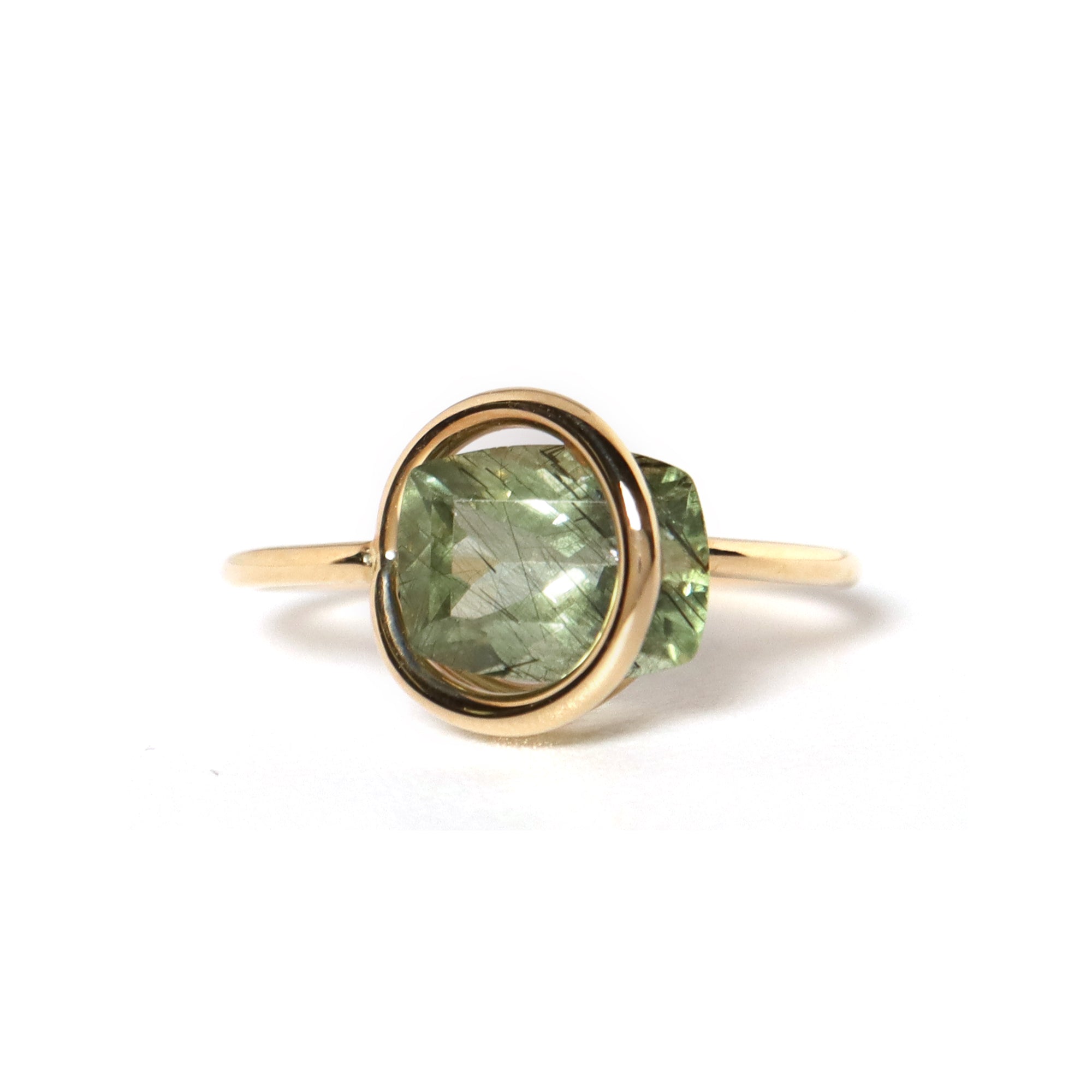 Circle / Ring <br> Peridot rutile quartz