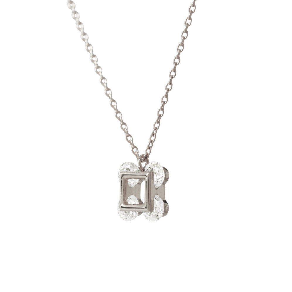 Mobius Necklace<br> K18YG