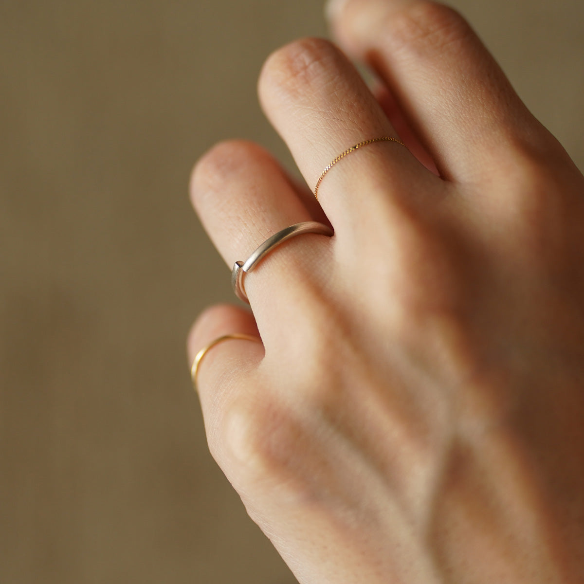 ∞ Ring round <br> Pt900 <br> matte