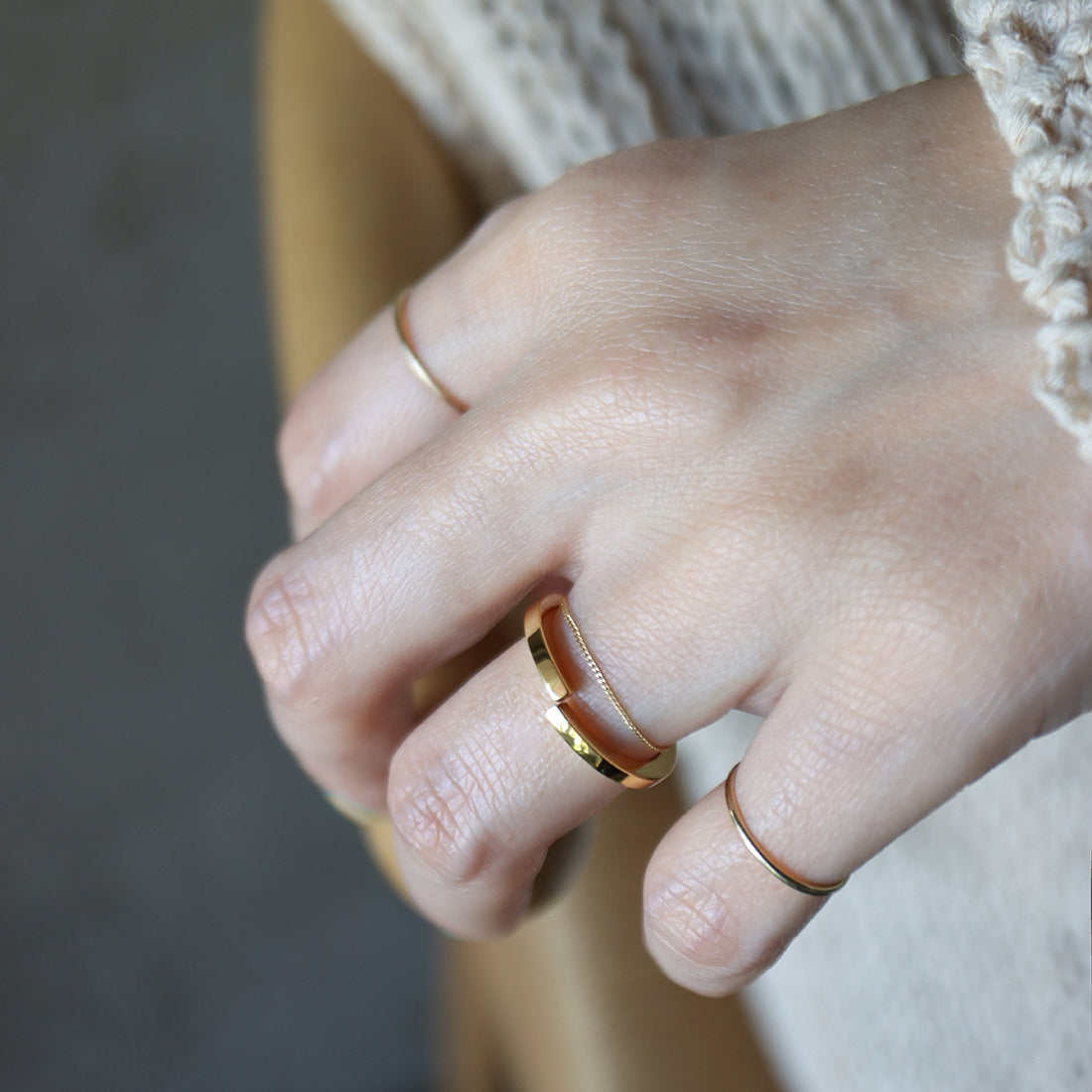 ∞ Ring / square wire
