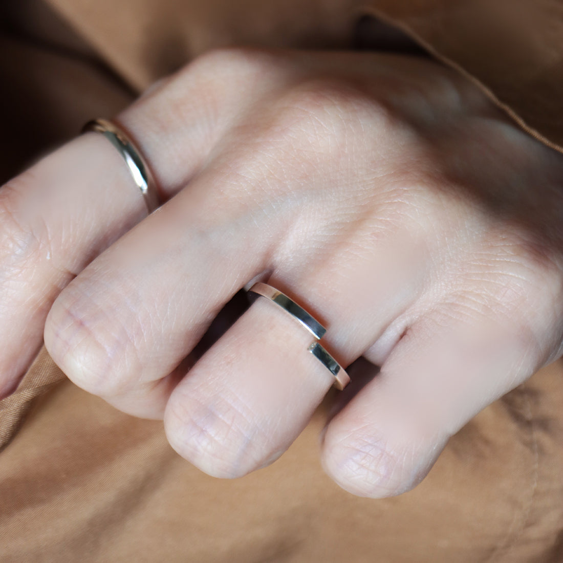 ∞ Ring square <br> Pt900 <br> glossy