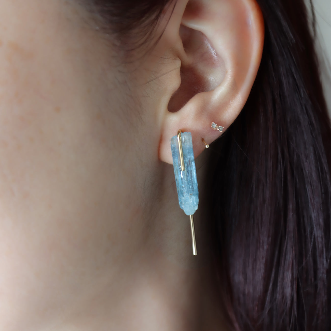 Line / Pierced Earring (single)<br> Aquamarine