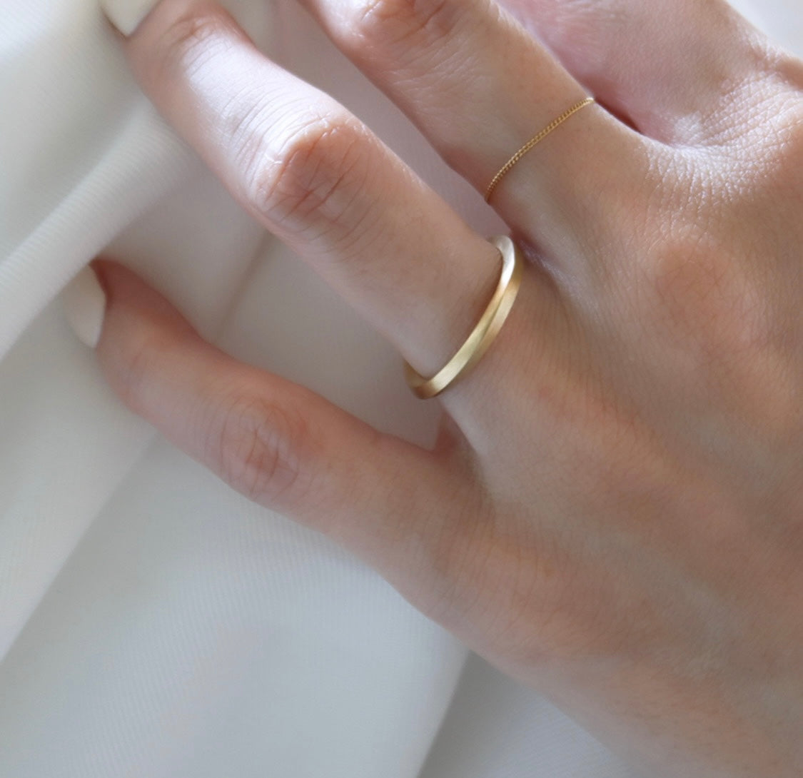 Mobius Ring