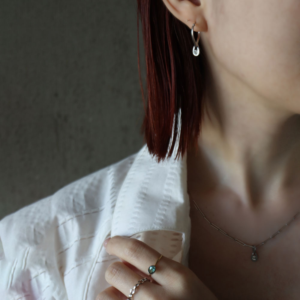 Mobius10 / Pierced Earrings <br> Pt900