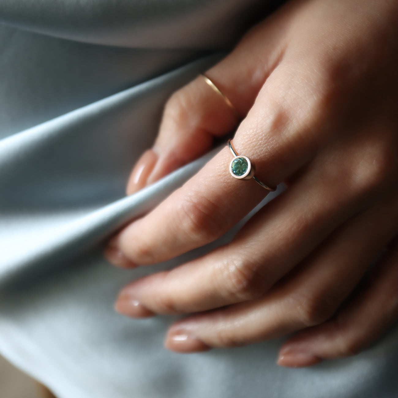 Protrude (Pt) / Ring <br> Fancy zoisite