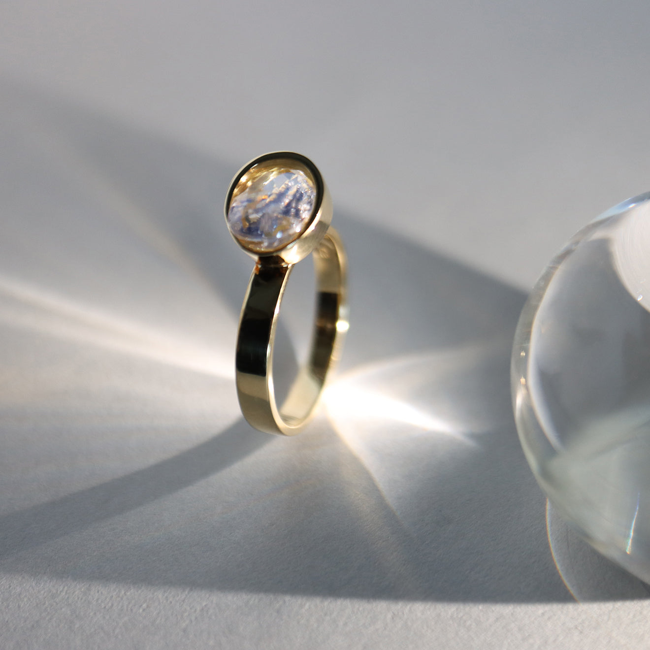 Protrude (K18) / Ring<br> Dumortierite