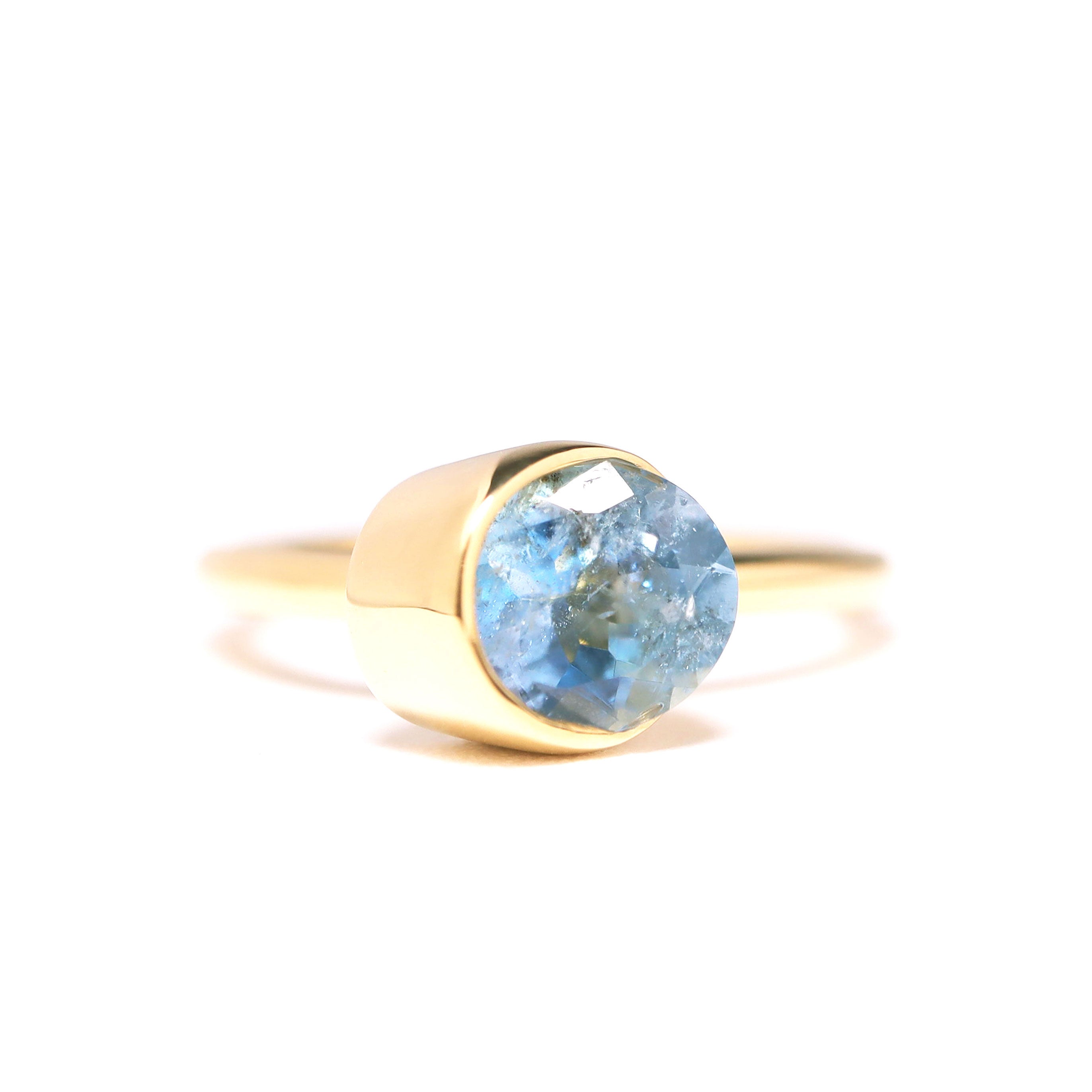 Protrude (K18) / Ring <br> Aquamarine
