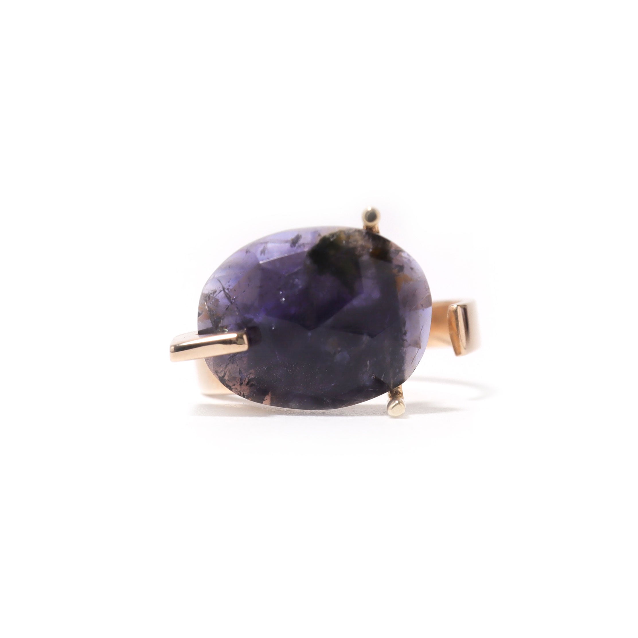 T Ring / Iolite