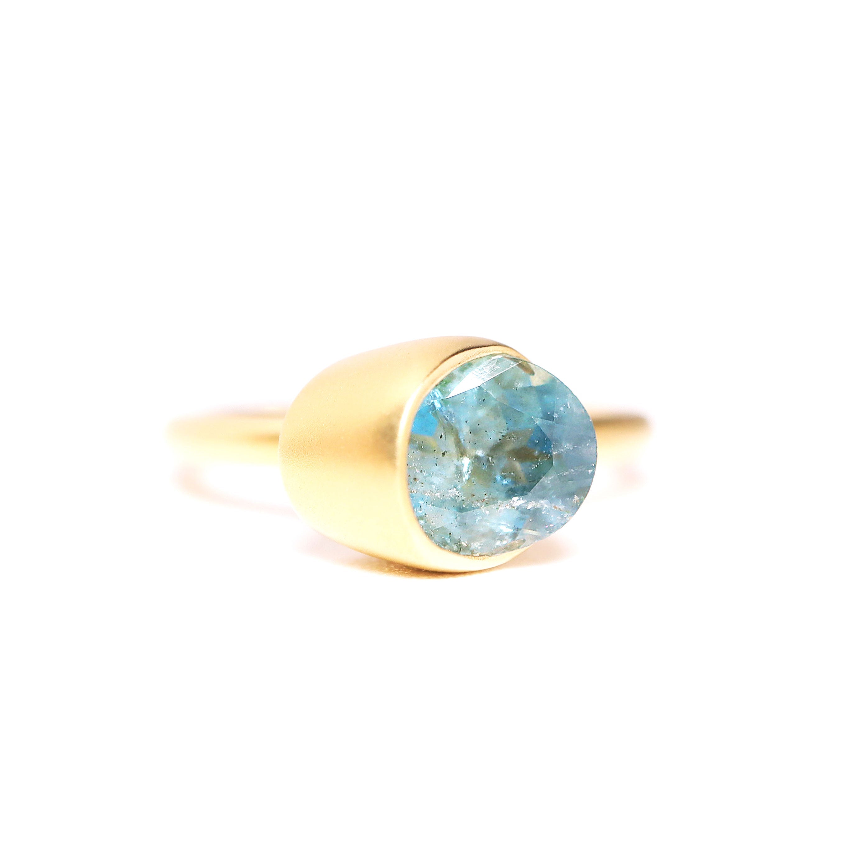 Protrude (K18) / Ring <br> Aquamarine