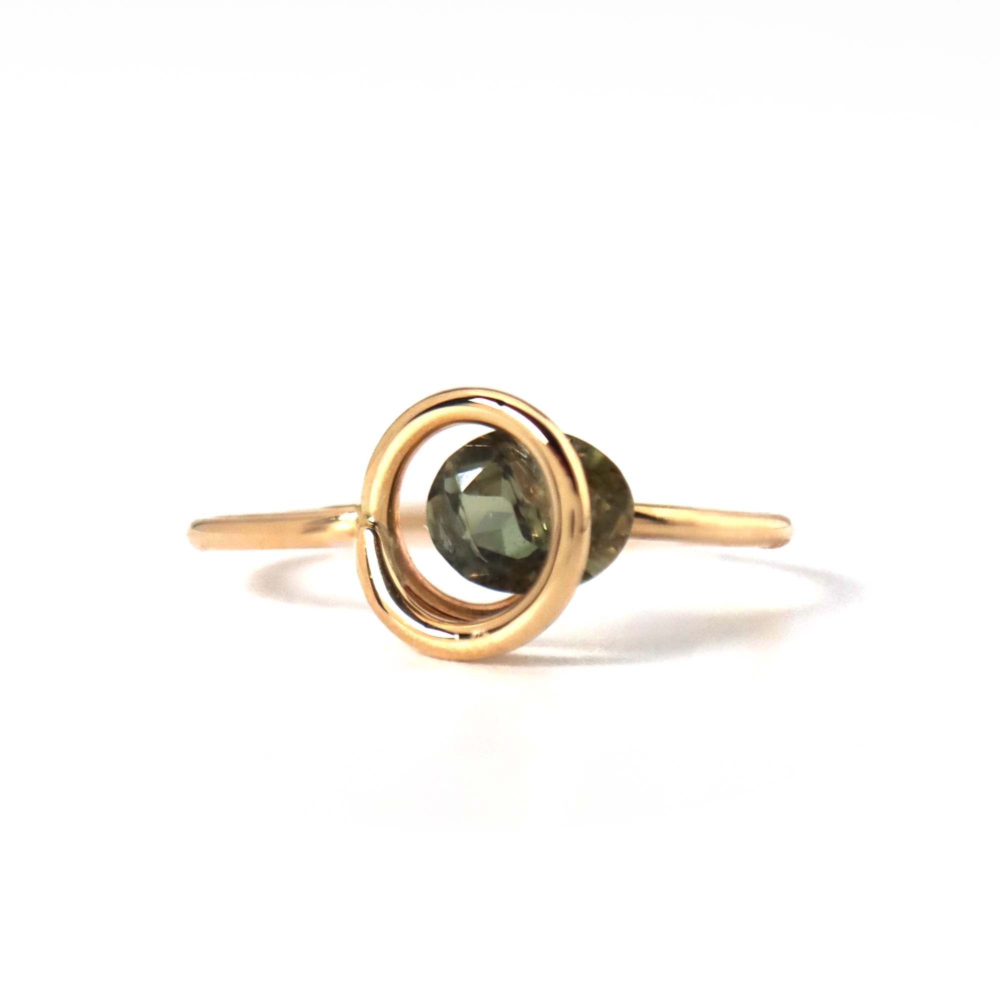 Circle / Ring <br> Bicolor tourmaline