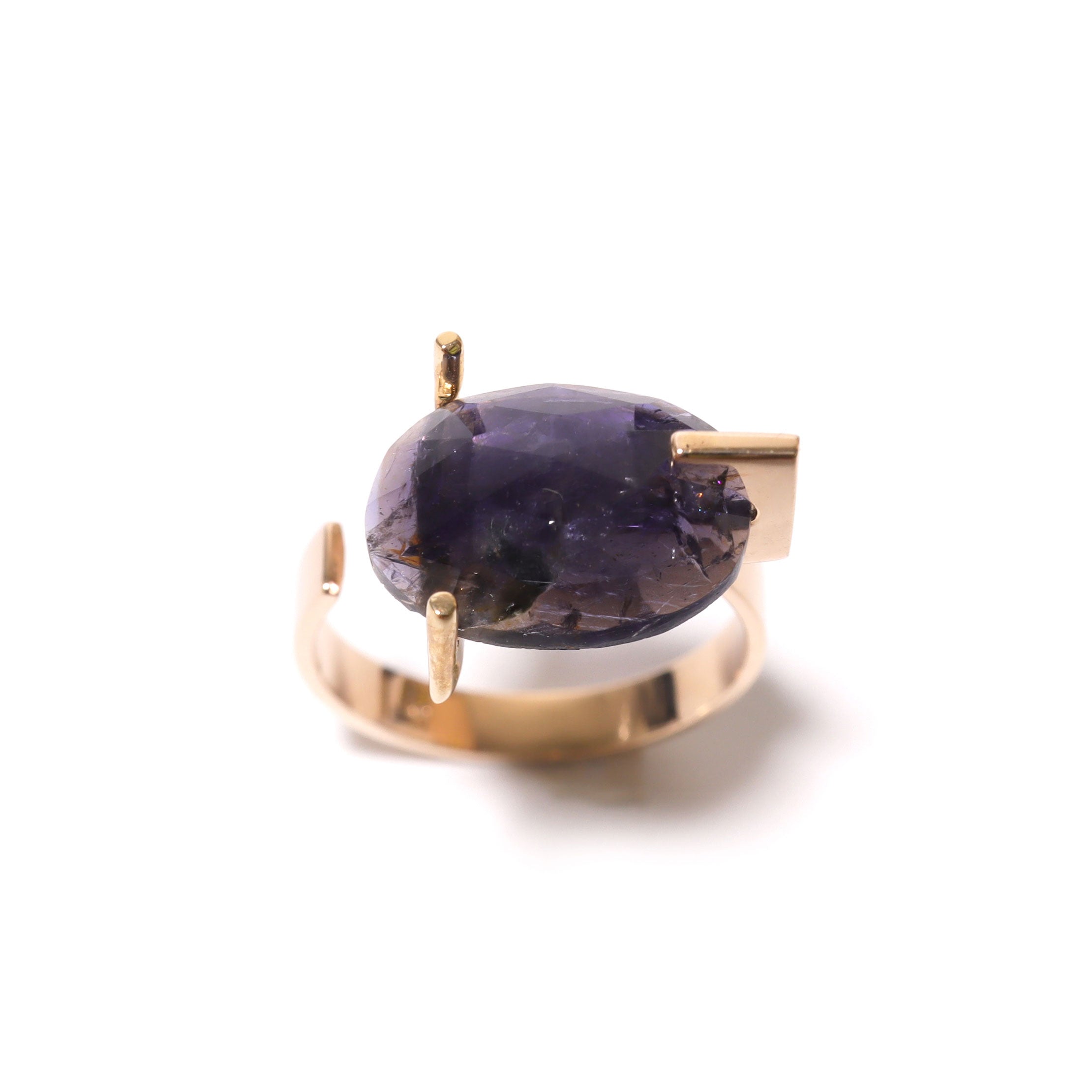 T Ring / Iolite