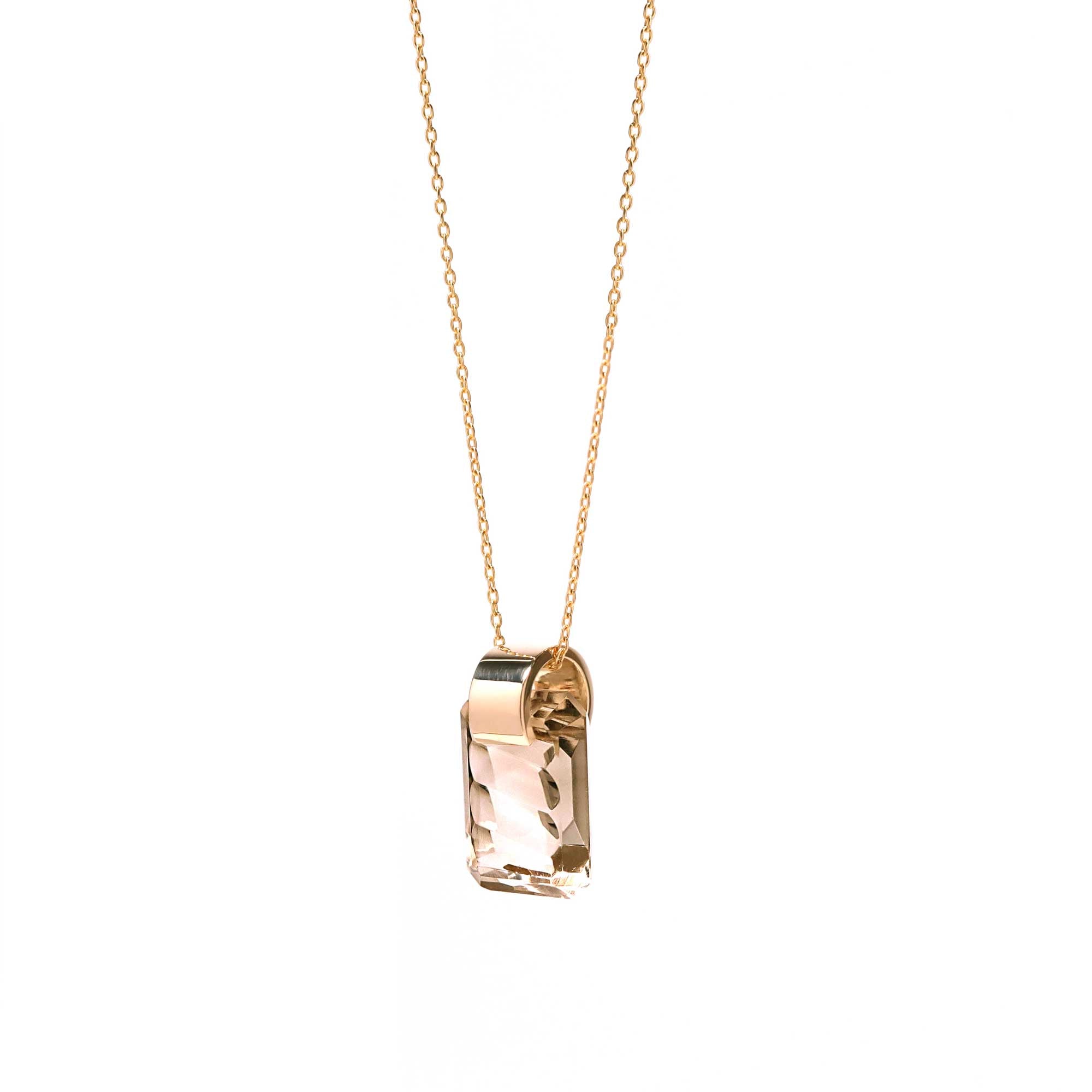 Ruffle / Necklace <br> Smoky quartz