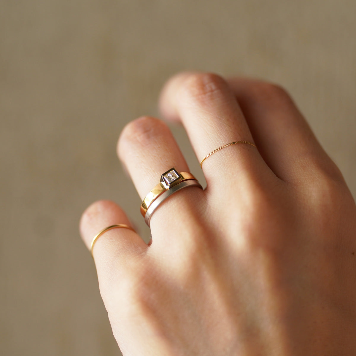 Iridescence Ring / <br> Diamond (K18)