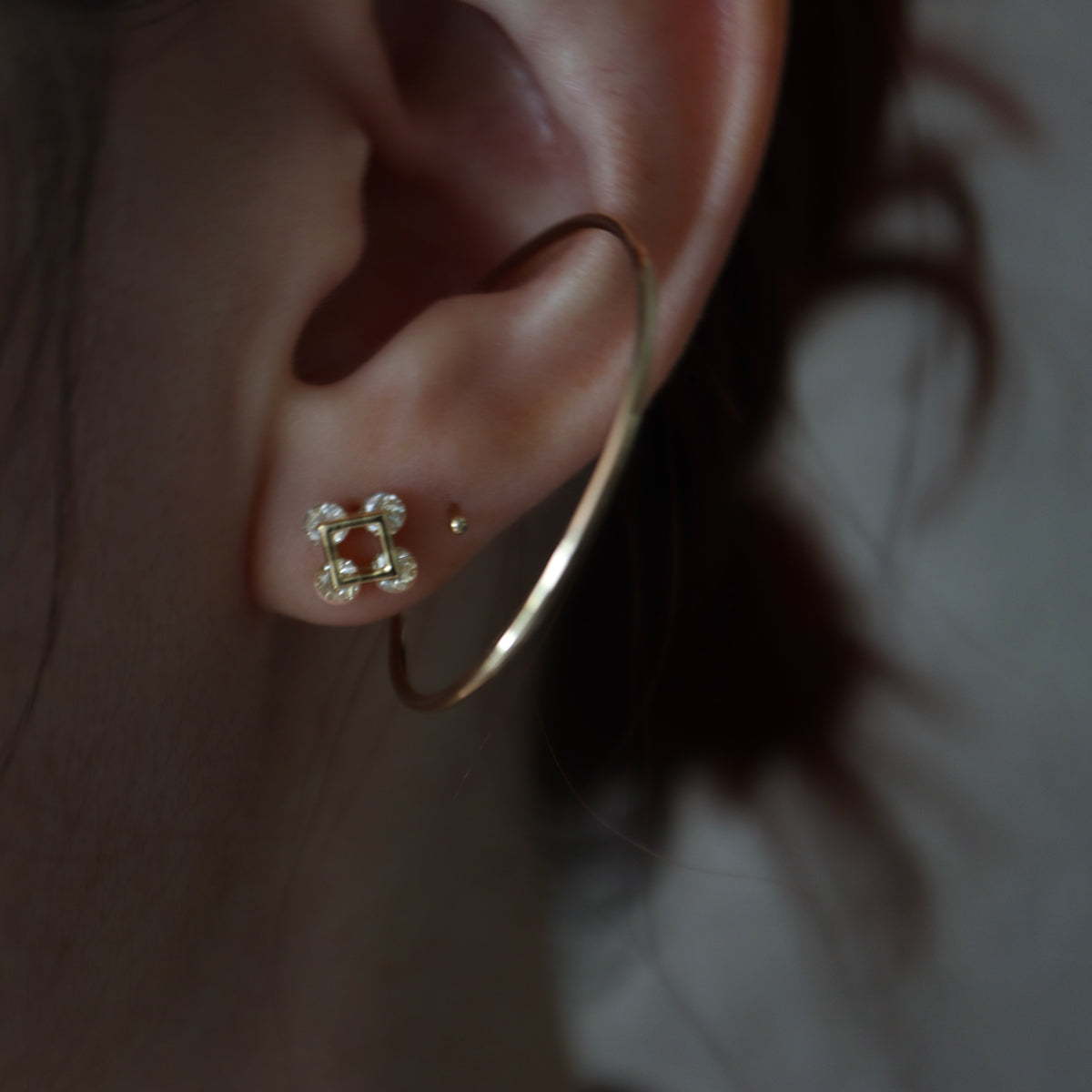 Graham4 / Pierced Earrings <br> Gold
