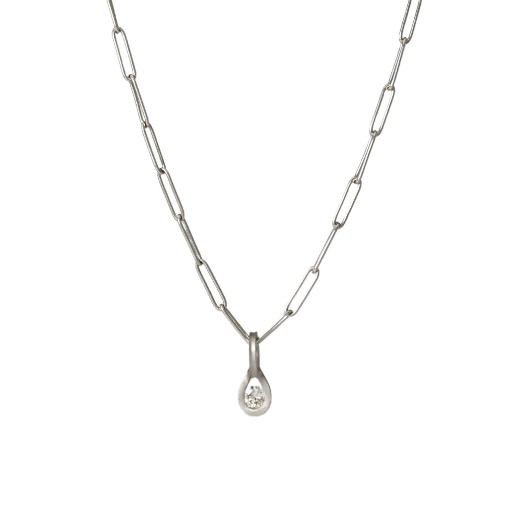 Mobius Necklace <br> Pt900