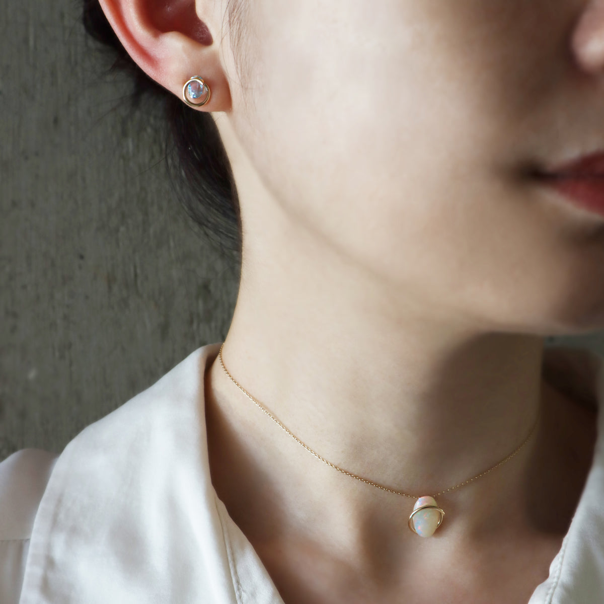 Circle / Pierced Earrings <br> Aquamarine