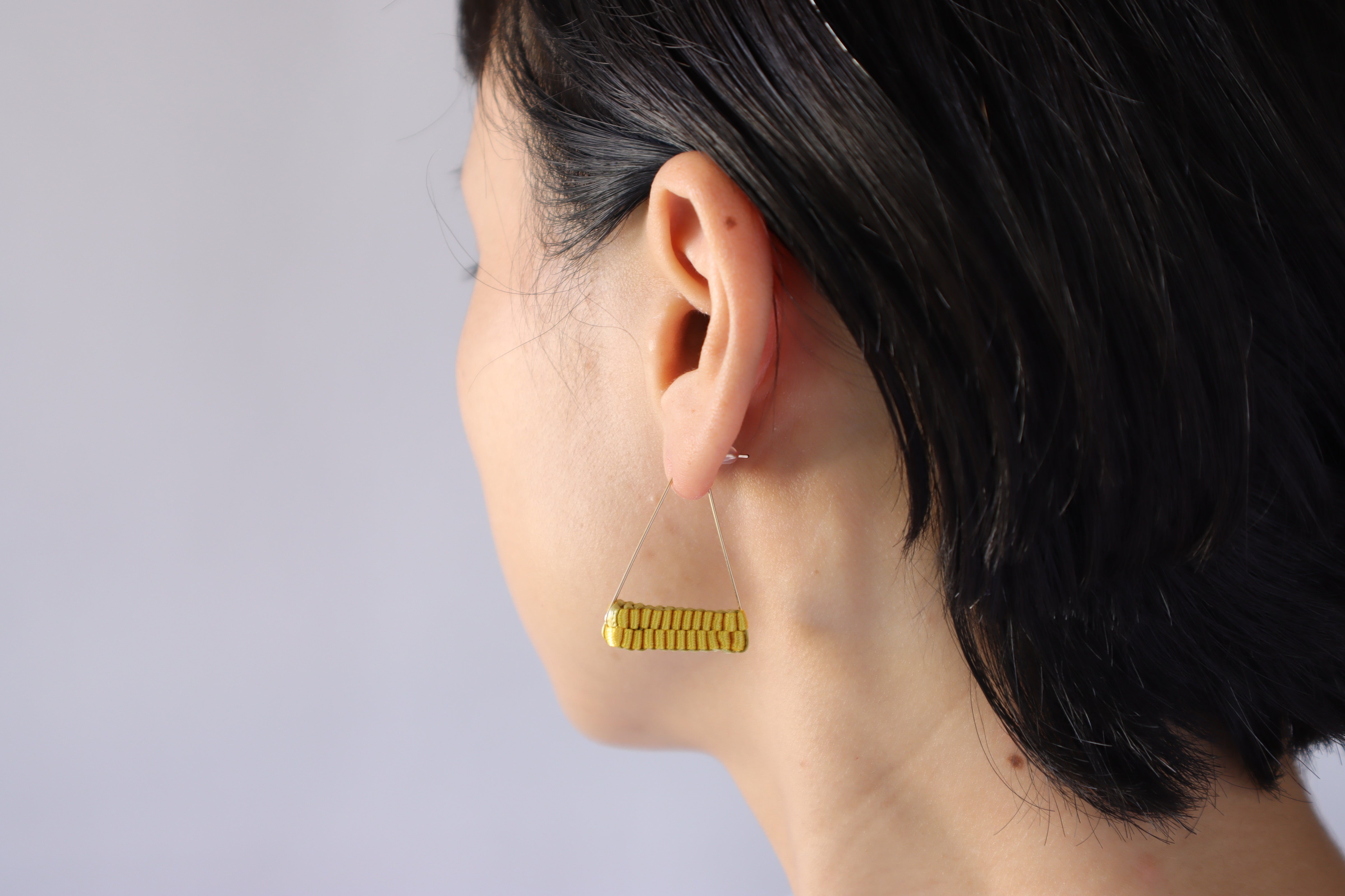 Geometry Triangle / <br> Pierced Earrings <br> Gold
