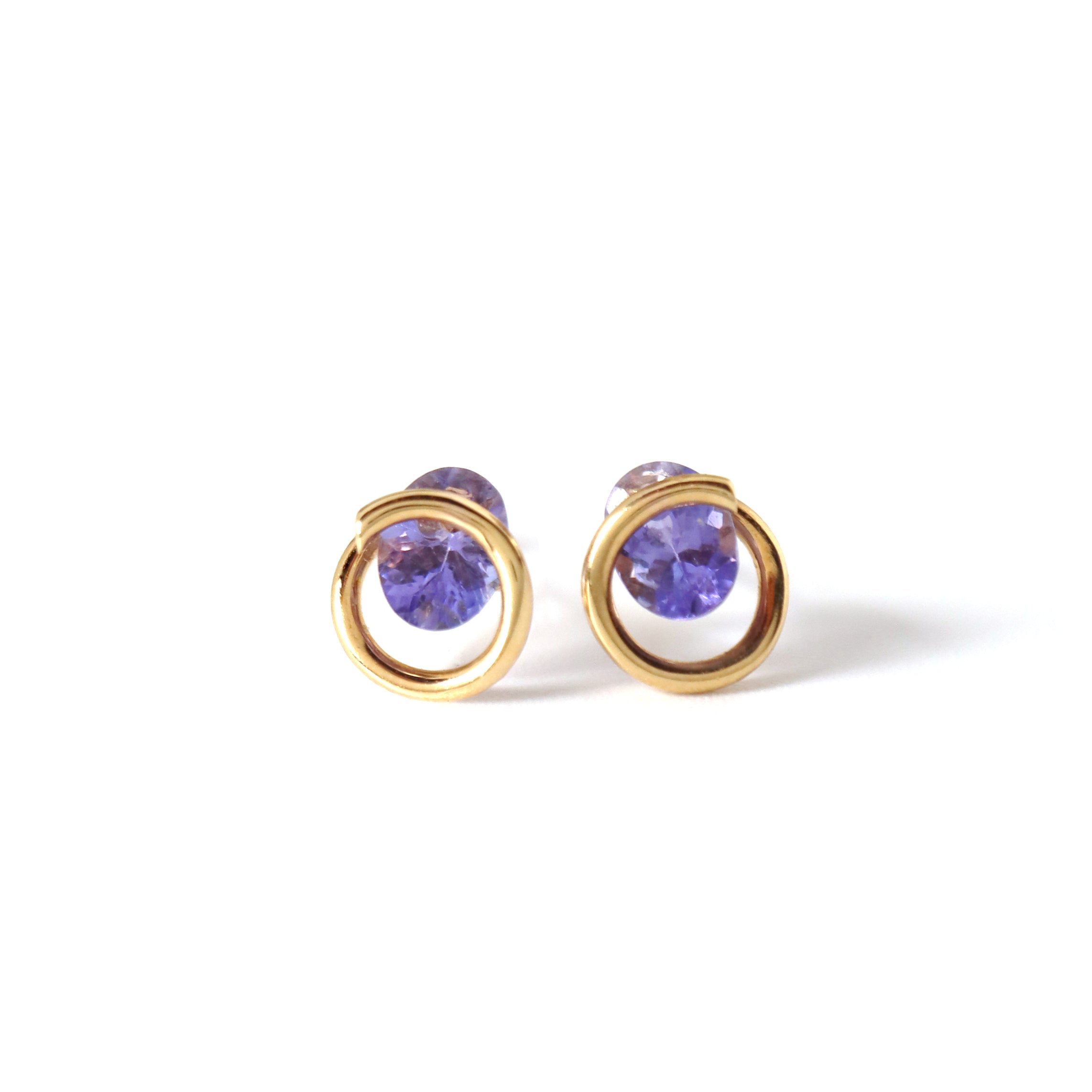 Circle / Pierced Earrings <br> Tanzanite