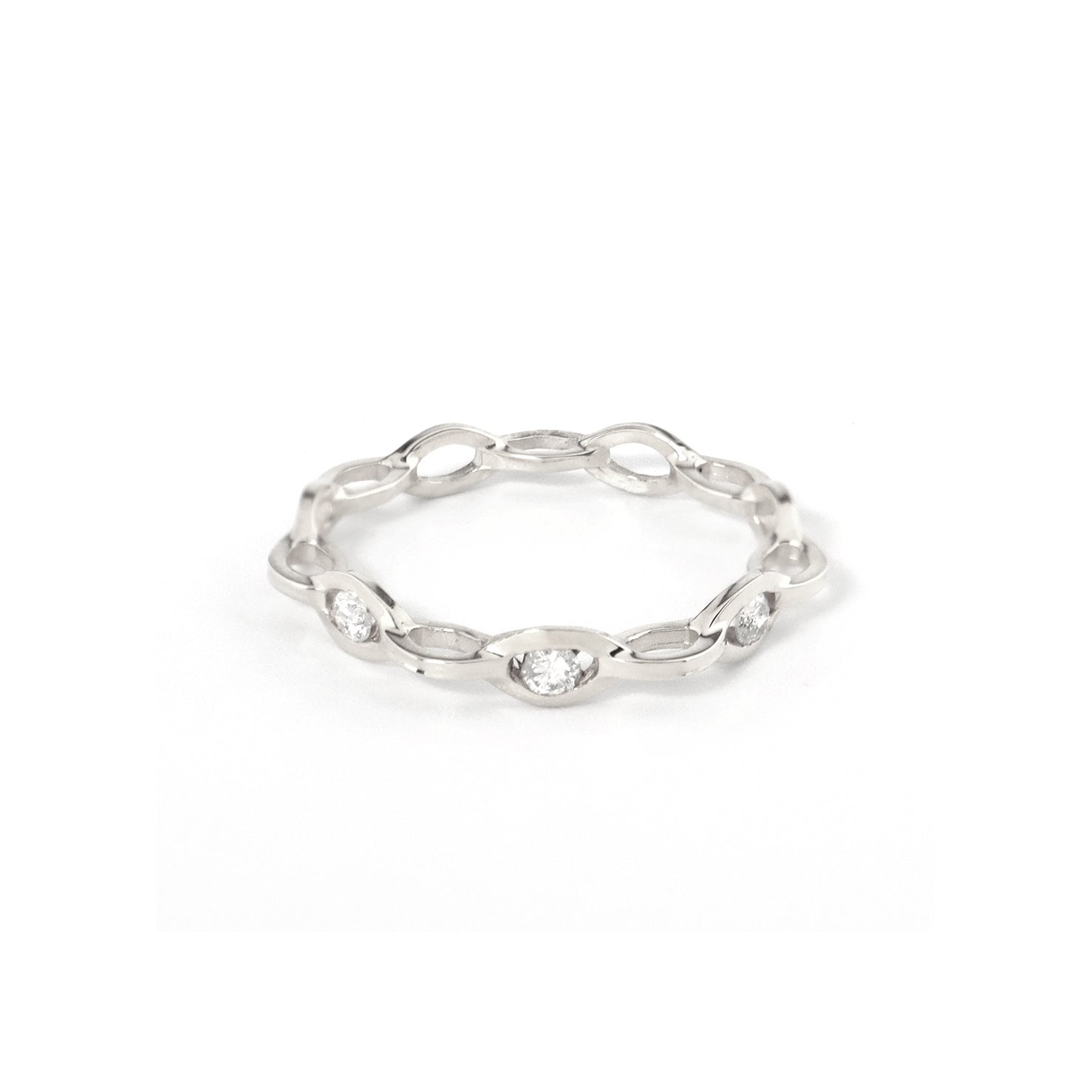 Mobius Ring <br> Pt900  / Three Diamonds <br> glossy