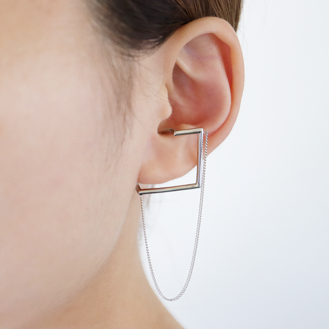 Fold / Ear cuff <br> Silver Half-Circle