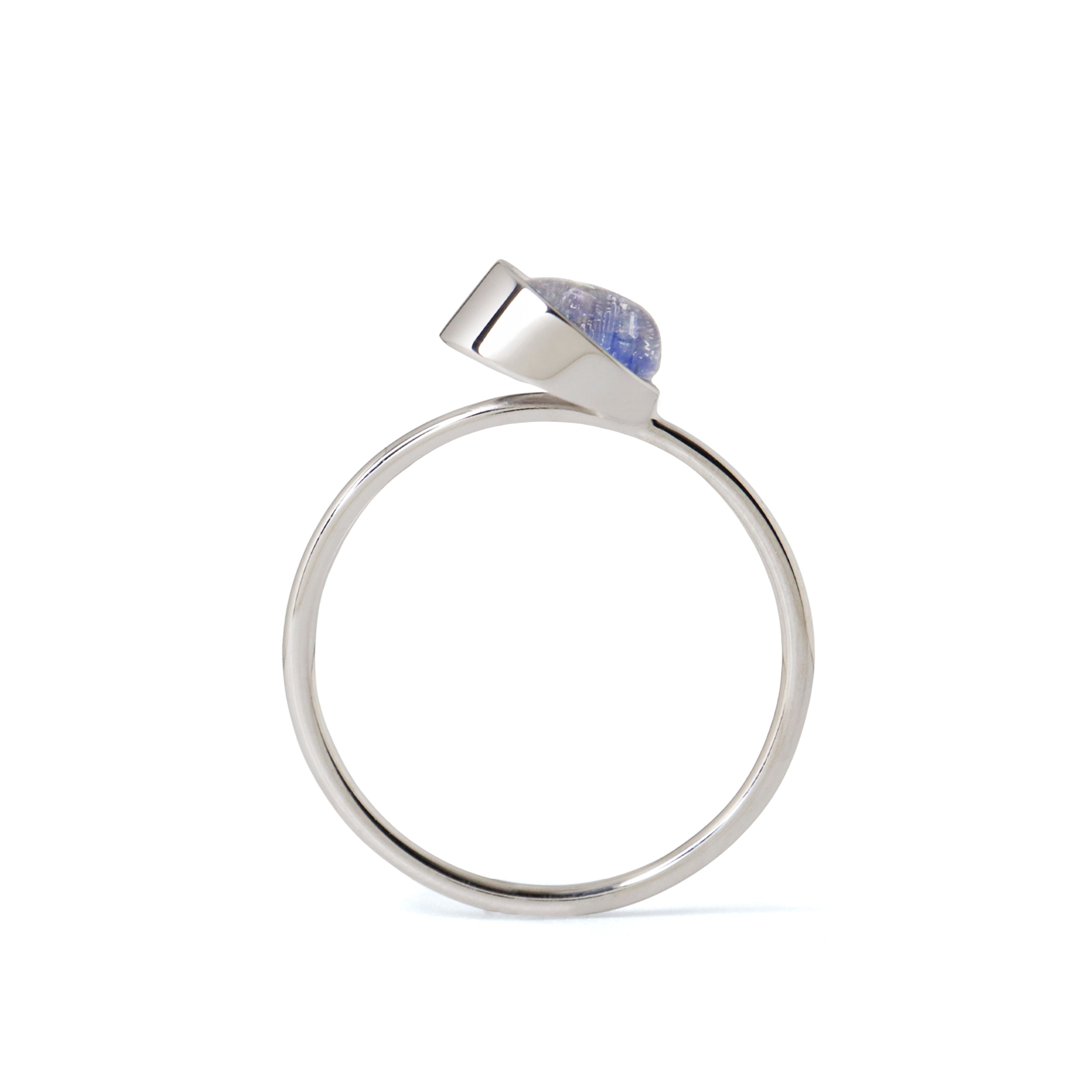 Protrude (SV925) / Ring <br> Dumortierite