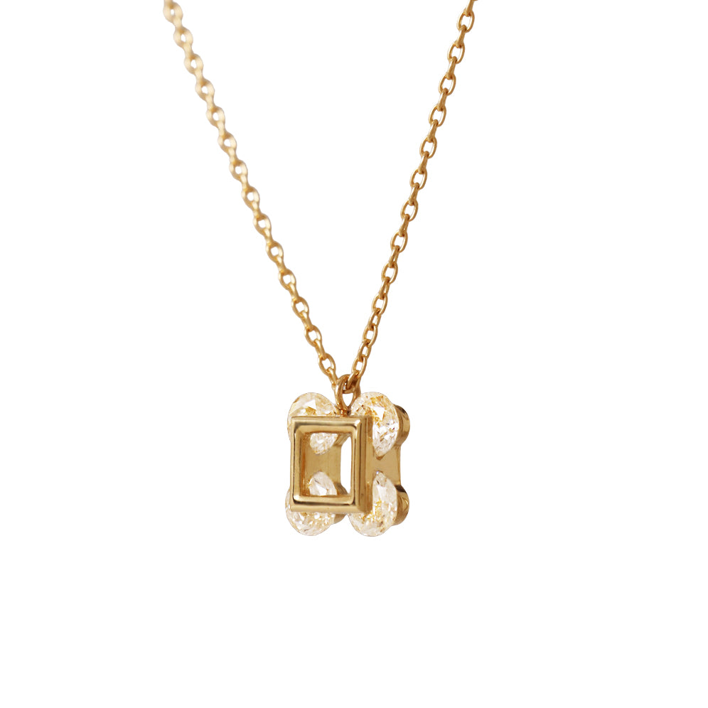 Graham4 / Necklace <br> Gold