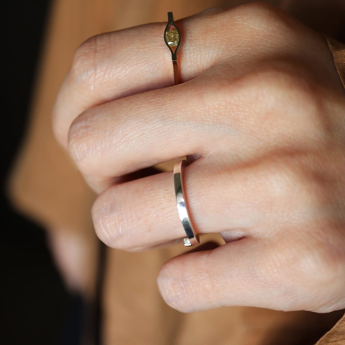 ∞ Ring square <br> Pt900 <br> glossy