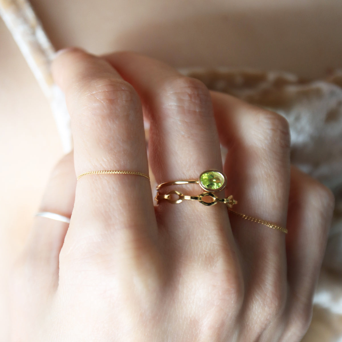 Protrude (K10) / Ring <br> Peridot
