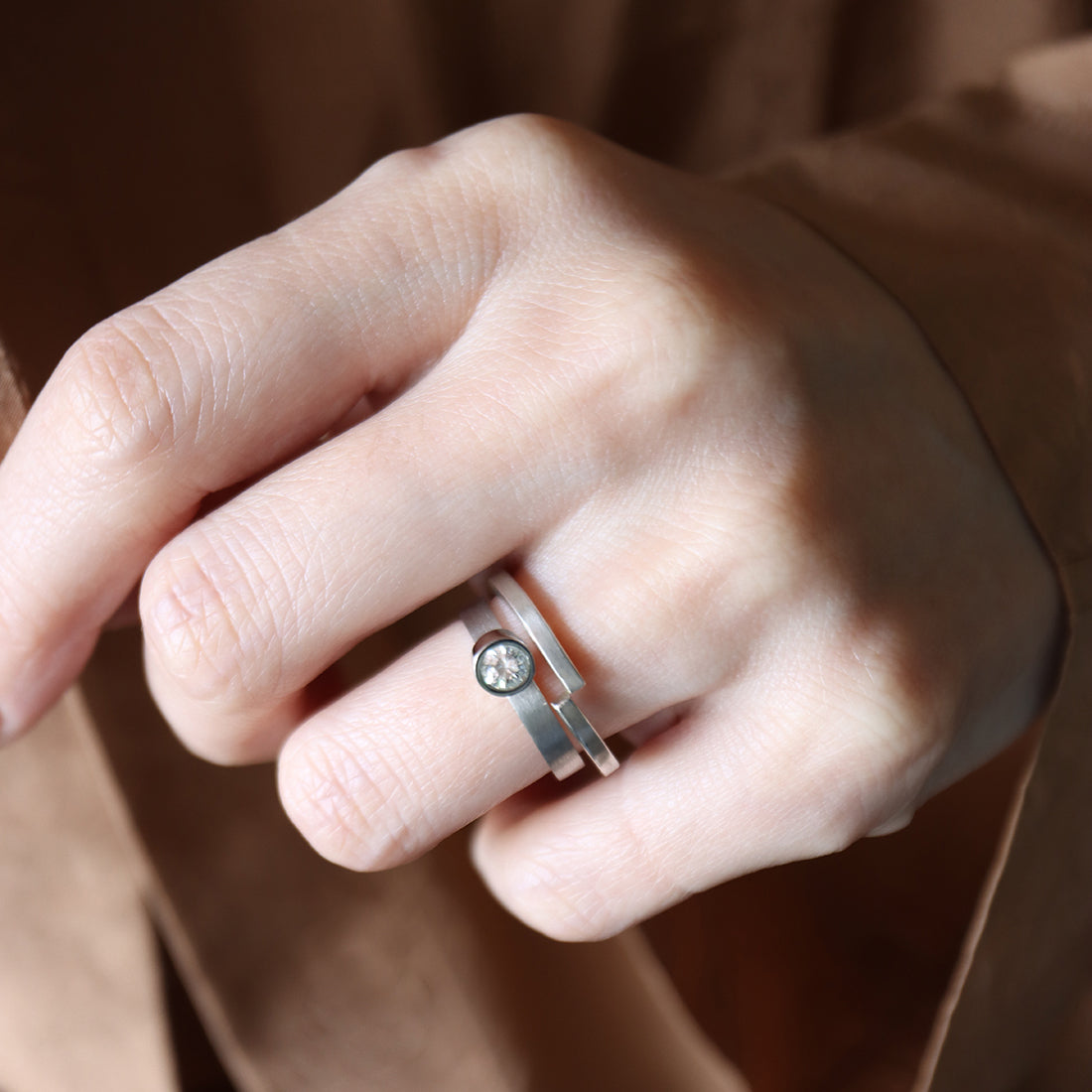 Protrude Ring (Pt) / <br> Diamond